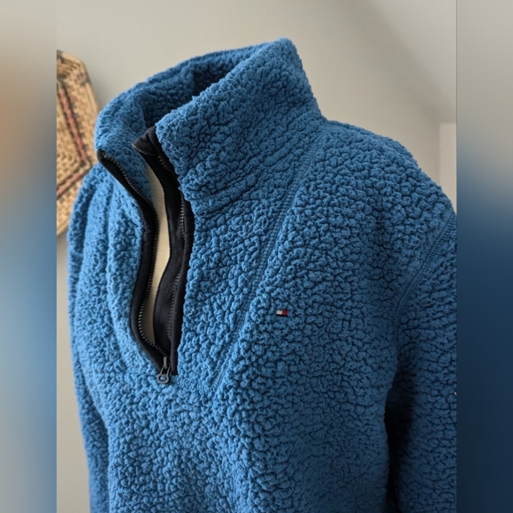 Teddy Bear Fleece Tommy Hilfiger Quarter Zip Pullover - Picture 4 of 10